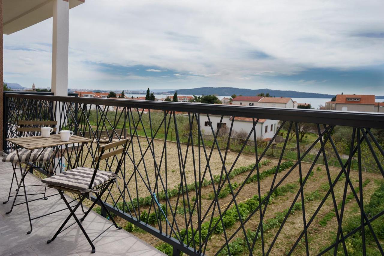 4-Star Apartments Bianco Каштела Екстер'єр фото