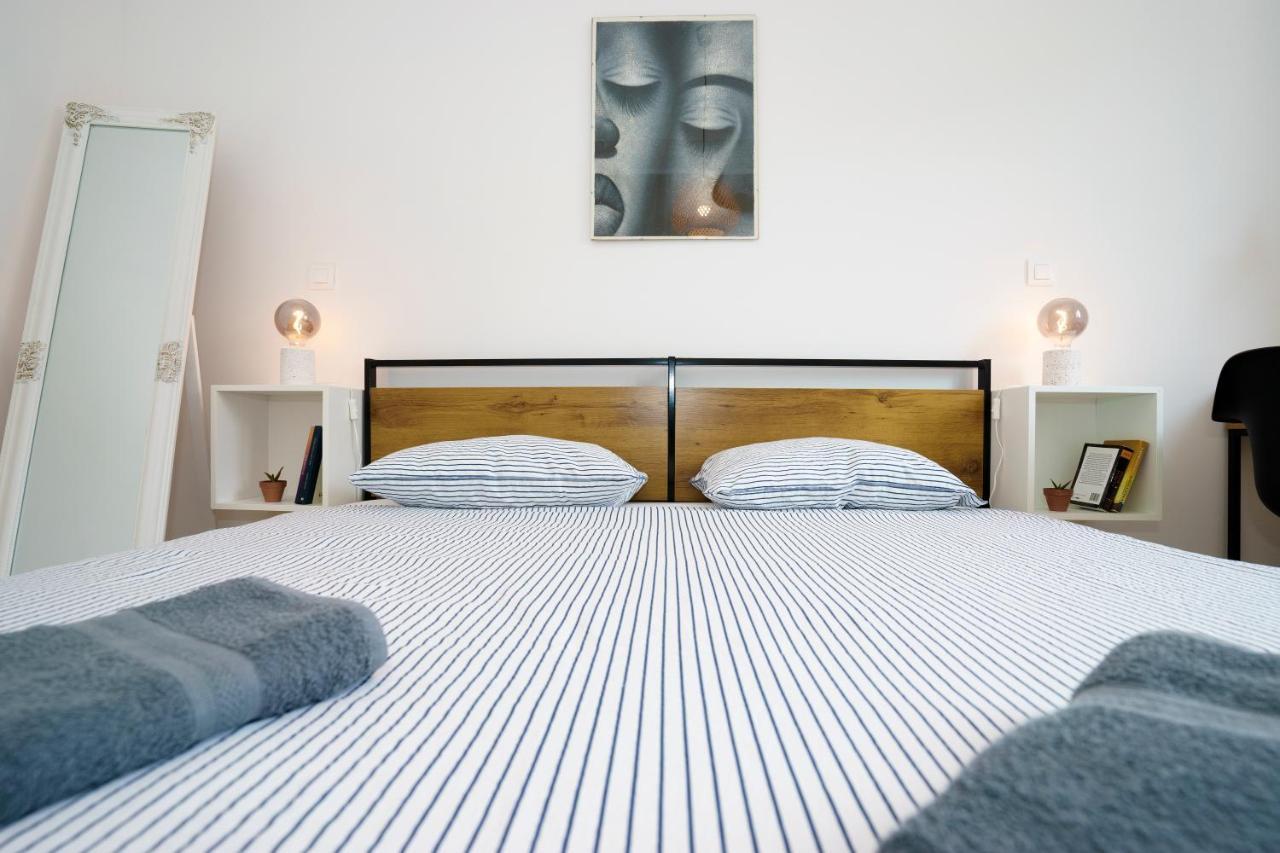 4-Star Apartments Bianco Каштела Екстер'єр фото