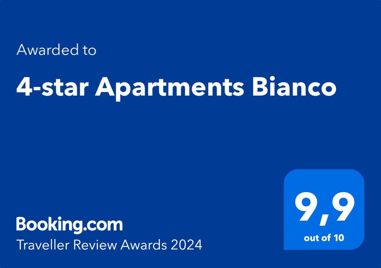 4-Star Apartments Bianco Каштела Екстер'єр фото